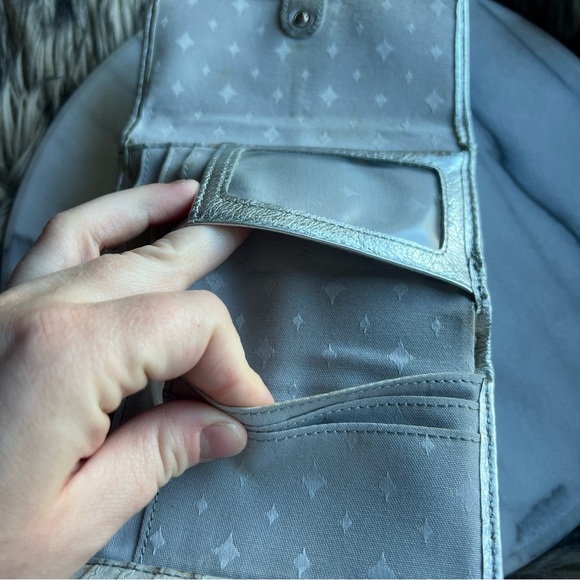 Fossil Maddox Multifunctional Trifold Wallet - Picture 11 of 16